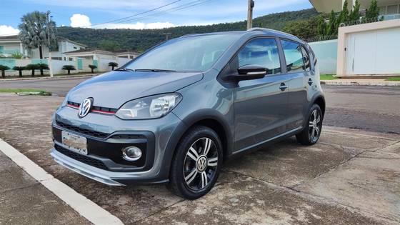 VOLKSWAGEN UP 1.0 170 TSI TOTAL FLEX XTREME 4P MANUAL